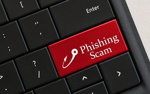 Combating phishing with Avast One.